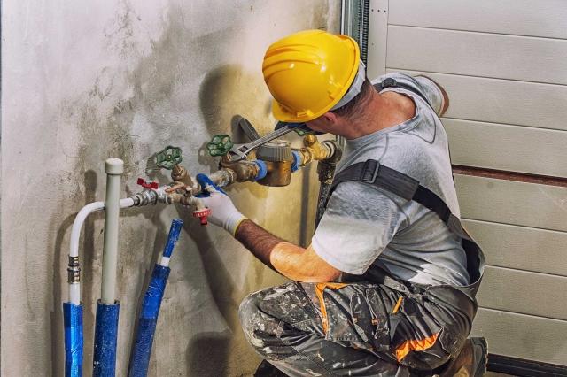What Is the Average Salary for a Plumber in New Albany, Ohio?