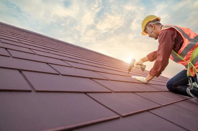 Do Roofers Need to Be Licensed in Missouri? A Homeowner's Guide