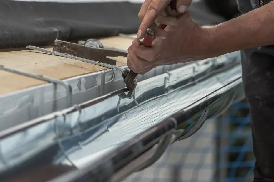 How to Repair Leaking Gutter Seams in Dallas, TX, and When to Call a Pro