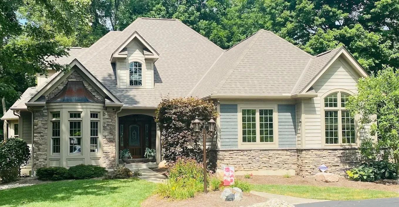 7 Warning Signs It's Time to Replace Your Roof