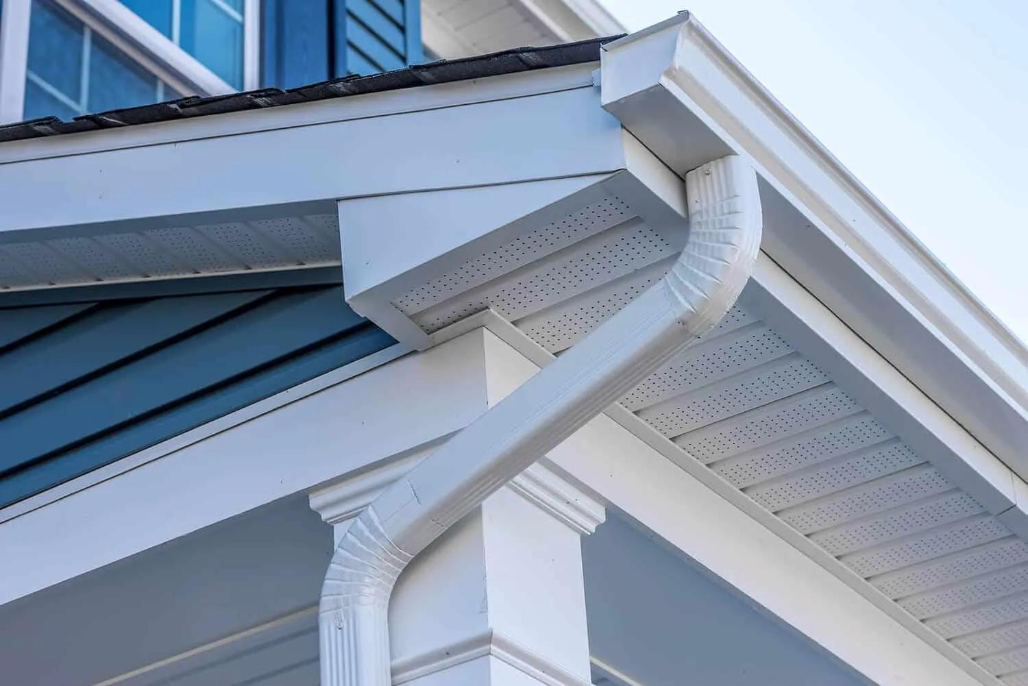 Seamless vs. Sectional Gutters: Which Is Right for Your Cincinnati Home?