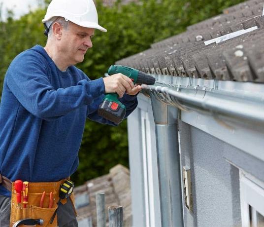 How Much Do Gutters Cost in Texas? Complete 2025 Pricing Guide